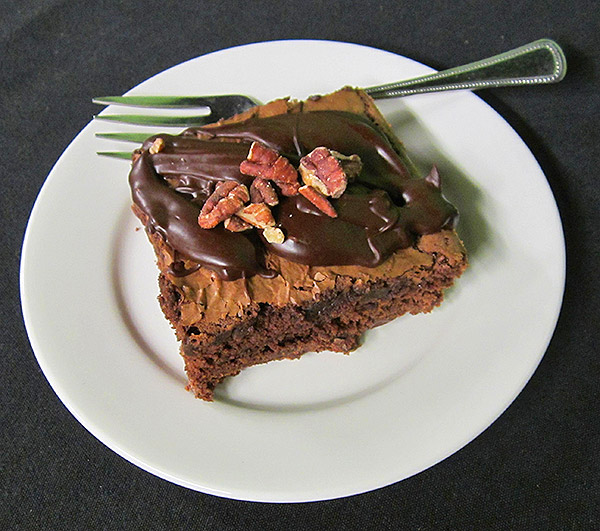 Brownie with Toasted Pecans