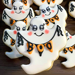 A ‘Ghostly Gathering’ Cookie Decorating Workshop